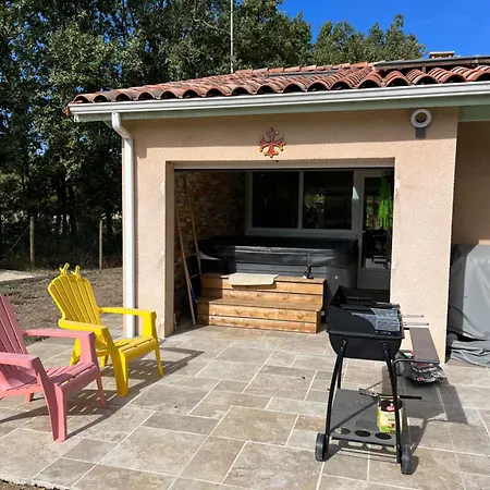 De Gabi Jacuzzi Feriehus *