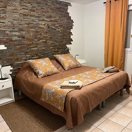 De Gabi Jacuzzi Feriehus *